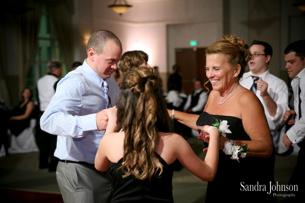 Best Lake Mary Events Center Wedding Pictures - Sandra Johnson (SJFoto.com)